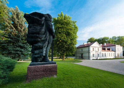 Museum and park complex in Warka-Winiary
