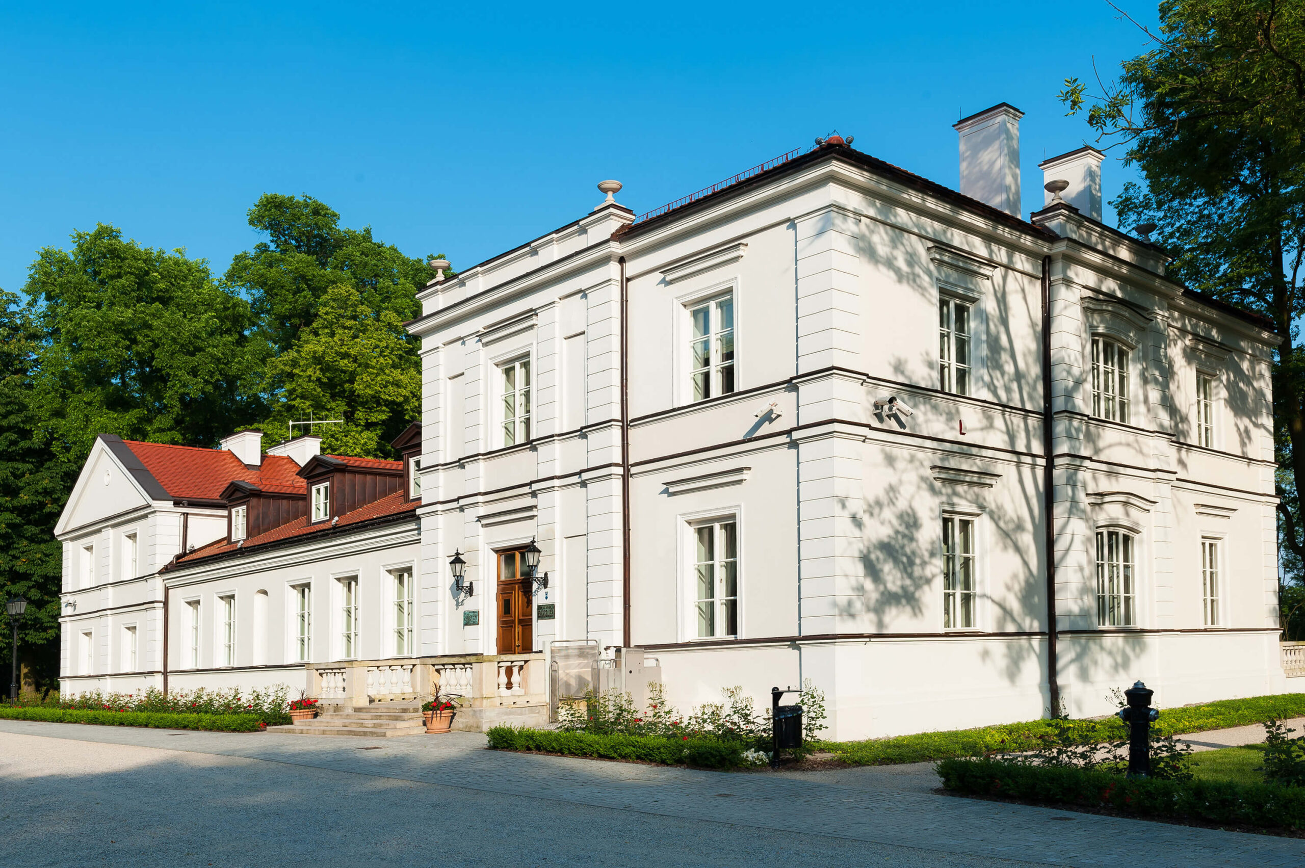 Zespół pałacowo-parkowy w Warce-Winiarach – Muzeum im. Kazimierza Pułaskie