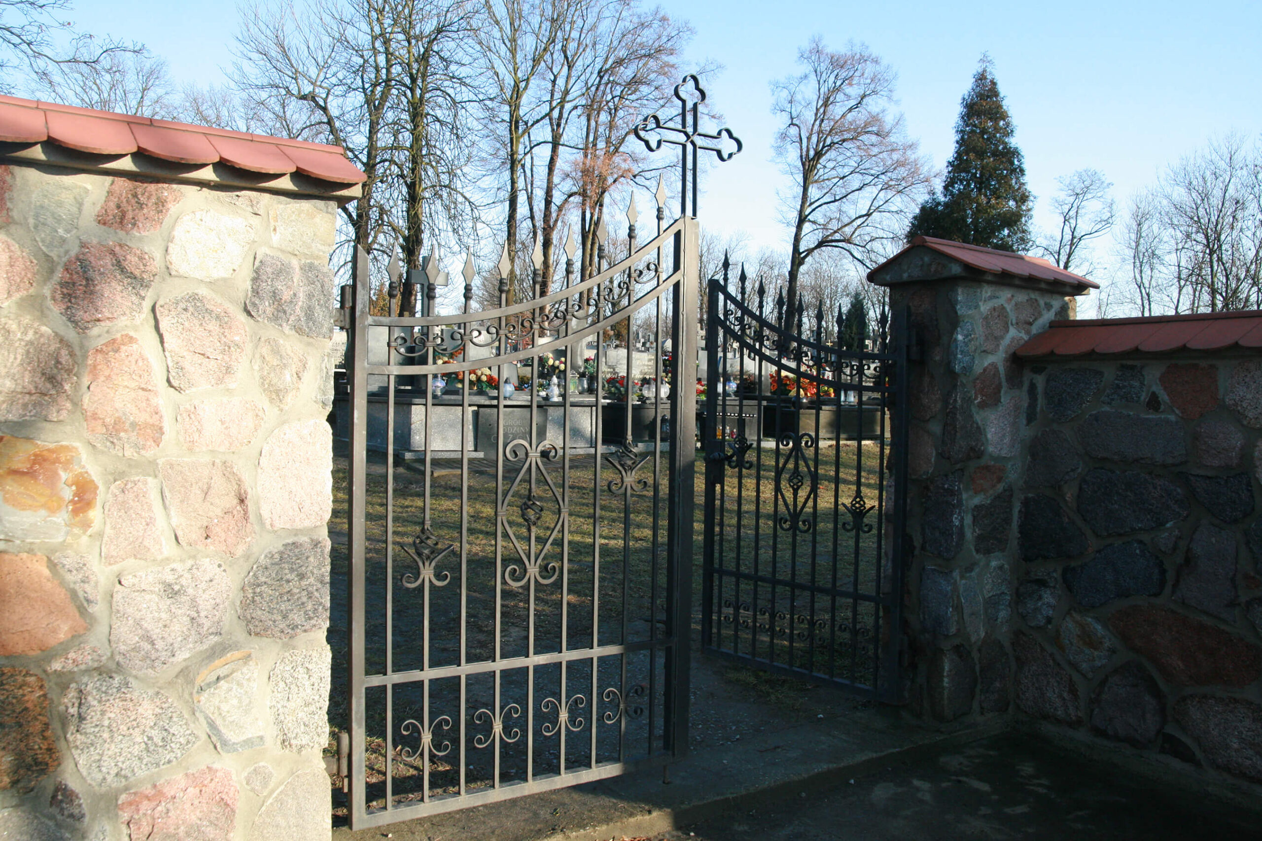 Cemetery in Konary